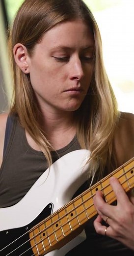 Smooth. ‪@nicolesrow‬ is loving the rolled fret edges on the new ‪@fender‬ Player II Jazz Bass!