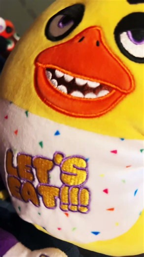 I don’t have a golden Freddy so I used a different filter to make Freddy a little yellow