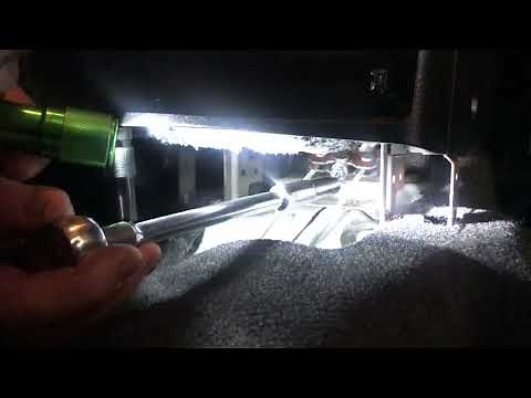 Suzuki Grand Vitara hand brake adjustment tutorial