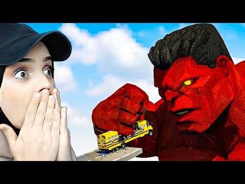RED HULK VS. BUS! 😱🚌