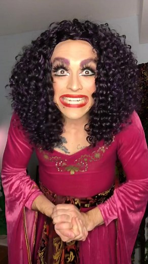 Mother Knows Best: A Drag Queen Musical Theatre Performance