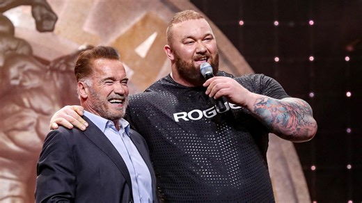 Hafthor Bjornsson smashes Strongman rival Eddie Hall