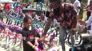 12K views · 315 reactions | The Houston Rockets made sure James Harden felt the love in his first game back in H-Town.  ❤️  (: Houston Rockets) | theScore | Facebook