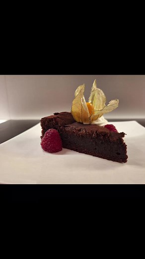 Saftige französische Schokotorte aus 5 Zutaten