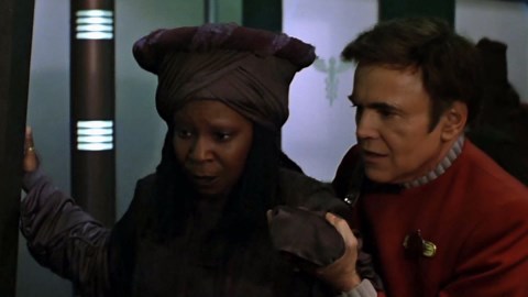 Borg lore: Analyzing who the Borg Queen is