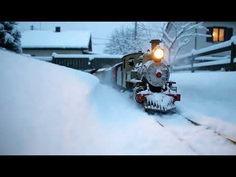 The Little Train That Crossed the Snow