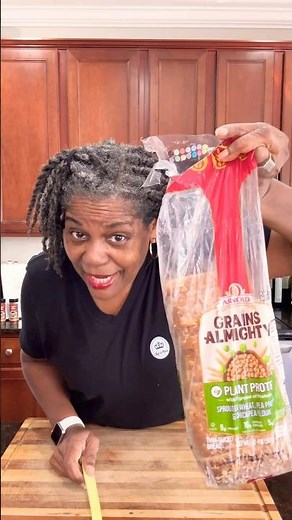 Keep Bread Fresh AND Prevent Mold for WEEKS! #shorts