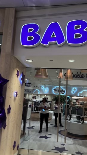 We’re baaaaccccckkkkkkk!! The new @Babies”R”Us flagship store is back and better than ever🍼🐥 #americandream #BabiesRUs #thingstodoinnewjersey