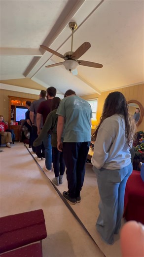 More Christmas fun at Nana’s house in Georgia | Scott Innes