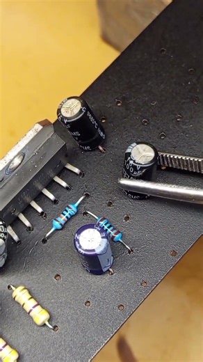 LEARN TO ASSEMBLING AUDIO AMPLIFIER USE TDA2004 IC