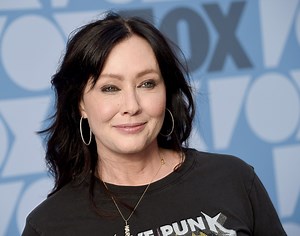 Shannen Doherty Net Worth 2023: What Is The "90210" Icon Worth?