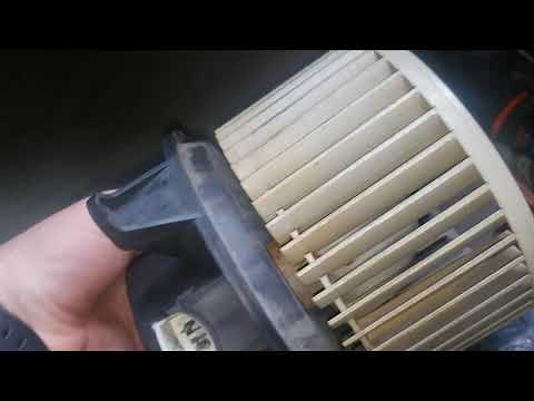 How to replace a 2003 Ford Expedition blower motor