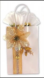 5-Minute DIY Christmas Gift Bag from Reused Decor! #shorts #christmas #ChristmasGiftBag