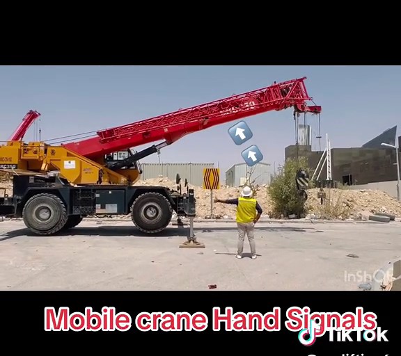 Mobile crane Hand Signals #Sabic #lifting #rigging #KAFD #riyadh #construction