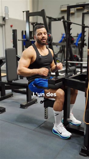 Amine BENMAHAMMED | Coach Sportif diplômé on Instagram: "🔥 TRANSFORME TON CORPS POUR DE VRAI 🔥 Si tu t’entraînes… Si tu fais attention à ce que tu manges… Mais que ton physique ne change pas 👉 Le problème, ce n’est pas ta motivation. 👉 C’est le manque de structure et de méthode. Les programmes BBS ont déjà aidé des milliers de personnes à : ✔️ Perdre du gras durablement ✔️ Construire du muscle ✔️ Se dessiner un physique sec et esthétique ✔️ Sans régime extrême ✔️ Sans cardio inutile 📲 Accès