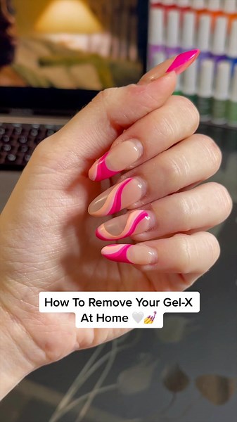 How to remove your Gel-X at home 🤍 #gelx #gelxnails #nails #nailart #apresgelx #beetlesgelx #beetles #gelxremoval #nailtutorial