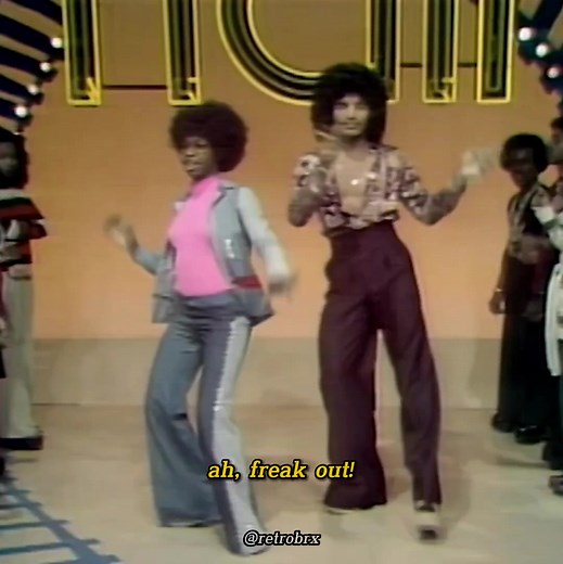 Chic - Le Freak #70s #70smusic #soultrain | soul train dance line