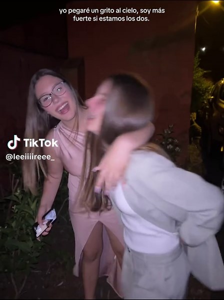 Mejores Amigas: La Fuerza de Estar Juntas