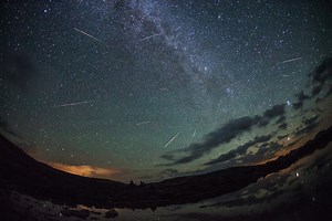 Your Guide To Photographing A Meteor Shower