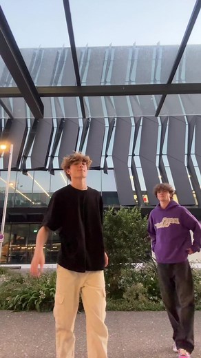 Here’s your weekly blooper🤟 (tag dc!) ##blooper##fyp##trend##duo