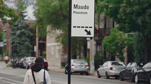 Parce qu'un piéton, c'est plus qu'un bonhomme sur un panneau. | Société de l'assurance automobile du Québec - SAAQ