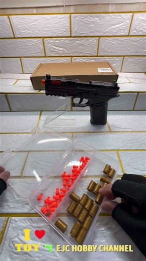 STRIKE INDUSTRIES - GLOCK 17 Shell Ejecting Foam Dart Blaster#toyguns #airsoft #gelblaster