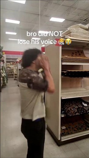 Screaming at the Store Prank – Hilarious Public Reactions! 😂