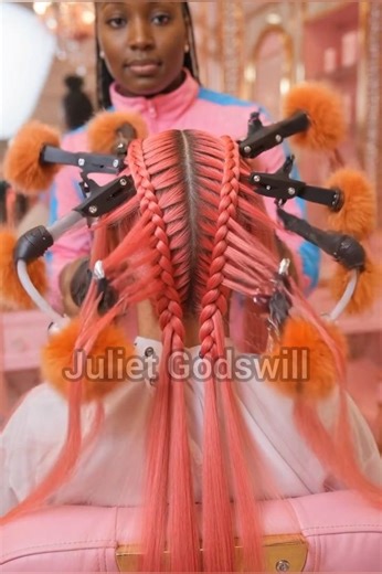 Watch the machine create flawless braids from start to finish.
