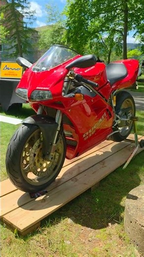 Italian Themed Car Show Event