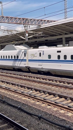 N700S 米原駅 回送列車の出発の様子です。東海道新幹線 JR東海 SHINKANSEN