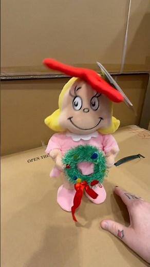 Animated Cindy Lou-Who🎄Lowe’s 2025!