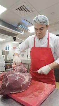 Beef topside trimming