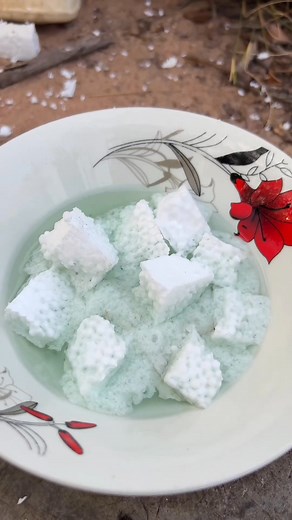 1.5M views · 15K reactions | Survival Skills: SMART idea and USEFUL in forest with single mom #bushcraft #camping #outdoors | KLBRO Biju Rithvik | Facebook