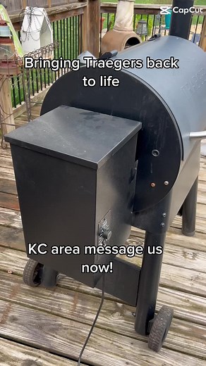 We fixed this traeger which had some low heat issues by cleaning out the Augur and getting the airflow right in the unit with a deep clean plus detailing #detailing #pressurewashing #powerwashing #asmr #diy #cleaningmotivation #cleaninghacks #detailingworld #detailingaddicts #bbq #bbqs #oddlysatisfying #mildlyinteresting #satisfying #transformation #beforeandafter #howto #entrepreneurs #olathe #kansascity #overlandpark #missionhills #leawood #cleaning #clean #grilling #steak #traeger #smoker #lo