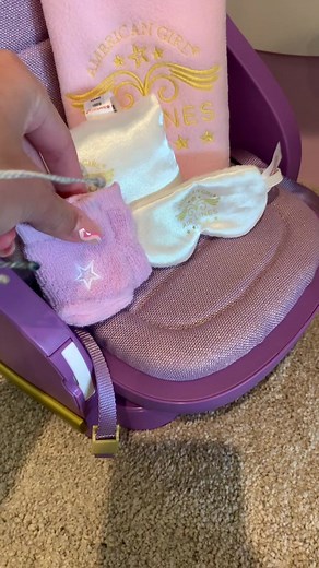 ASMR First-Class Nails Toys Experience on a Plane