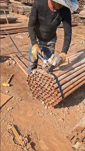 Hydraulic Steel Strap Tensioning – Fast Pipe Bundle Packing Process