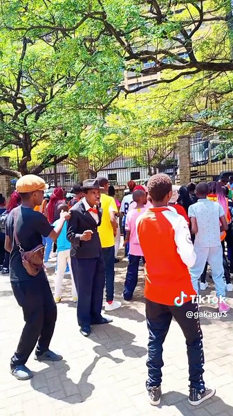 Exploring Charlie Chaplin's Iconic Scenes