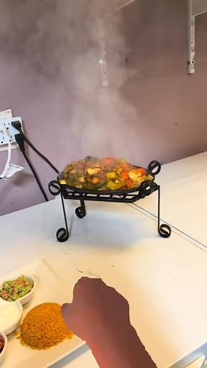 Join us and try the REAL TASTE. ALWAYS FRESH. 🥬 | Primos Mexican Grill & Bar.