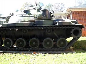 Walk around an M60 - main battle tank with 105mm gun