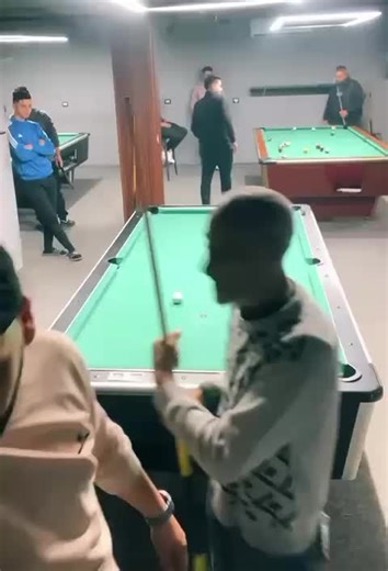 #Tripoli_game#الاسطورة #سوق_الجمعة #[انسنا خونا عمر الزنتاني في صالة tripoli game سوق الجمعة كان ديربي رائع ]#انقضاض_التمساح #ليبيا_طرابلس_مصر_تونس_المغرب_الخليج