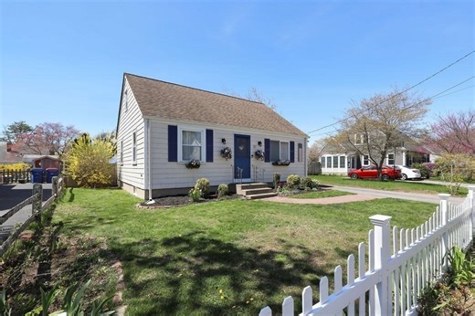30 Haig Ave, Seekonk, MA 02771 - MLS 73509879 - Coldwell Banker