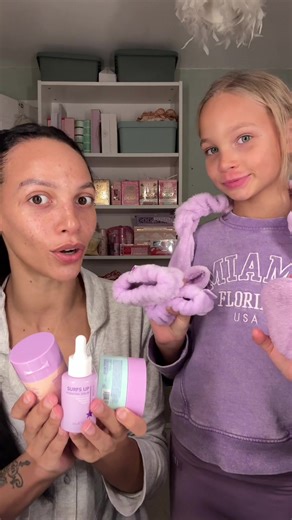 Get ready for the cutest skincare routine ever! 💕 The Iconic Bronze Skincare Essentials Set has everything your skin needs to stay happy, clean and super soft. Start by melting away the day with the Total Wipeout Cleansing Balm, then pop on your fluffy headband   wrist cuffs so nothing gets messy 🫧 Add a splash of hydration with the Surf’s Up Serum and finish with the Drenched Moisturiser for smooth, bouncy skin! All your skincare faves in one adorable set for £34.99 ✨ Shop now at iconicbronze