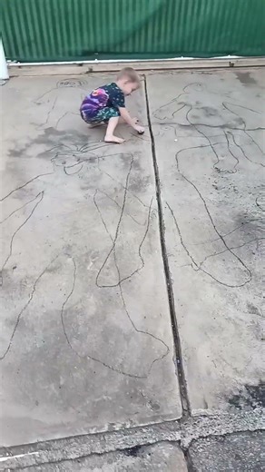 Chalk outline family, it's a crime scene... Of love#lol #comedy #funny #sorrynotsorry