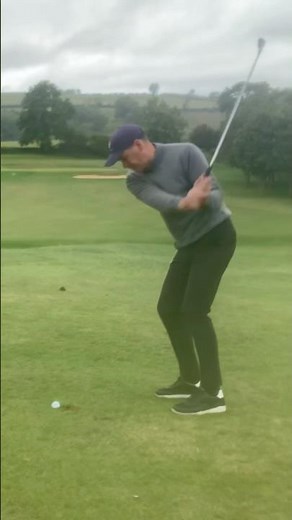 Left or Right-Handed? Trick Shot Artist Jeremy Dale’s Ambidextrous Golf Shots | Charity Golf Events