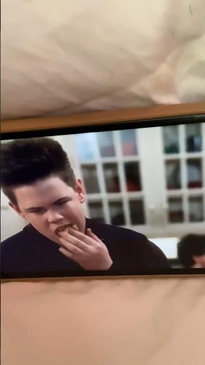 Home Alone-Buzz purposely eats Kevin’s cheese pizza! 🧀 🍕