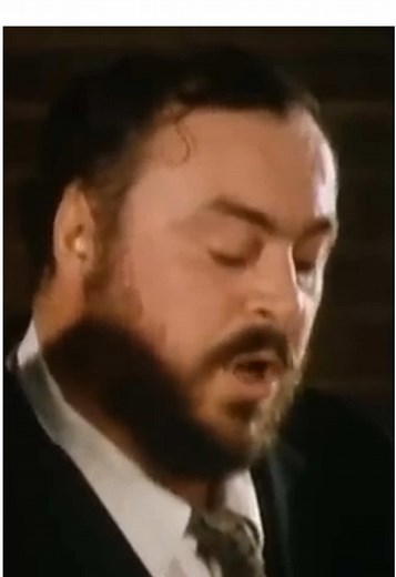 Pavarotti & Father Sing Panis Angelicus Live