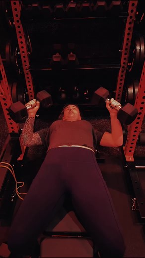 Not here to be a muscle mommy, here to make sure when the day comes I can lift my aging 95 pound dog #dogmom #goals #fitnessjourney