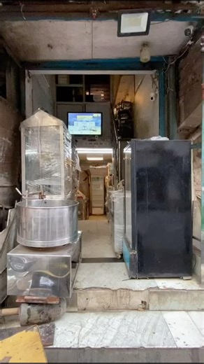 Yaha milta h apke cafe ke liye sabse sasta saman #shorts #cloudkitchen #cafe #zomato #viral