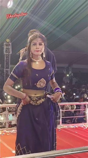 #shorts #ytshorts #khesari #priyasohani #trending #trendingshorts #viralshorts #romantic #bhojpuri