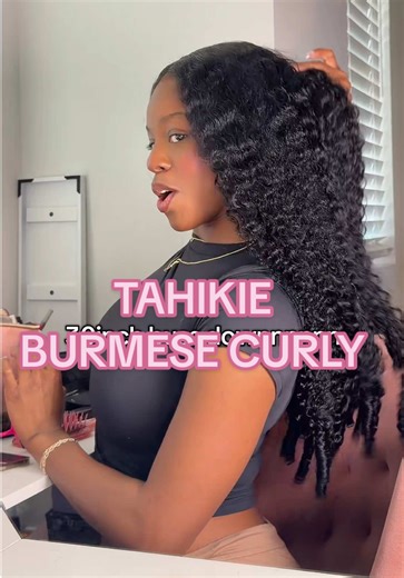 ugh the way it keeps getting fluffier and fluffier the more it dries too 😻😻 i installed the “30in Burmese Curly hair from @Tahikie Hair Shop #februaryfaves #valentinesdayhair #foryou #tahikiehair #wig